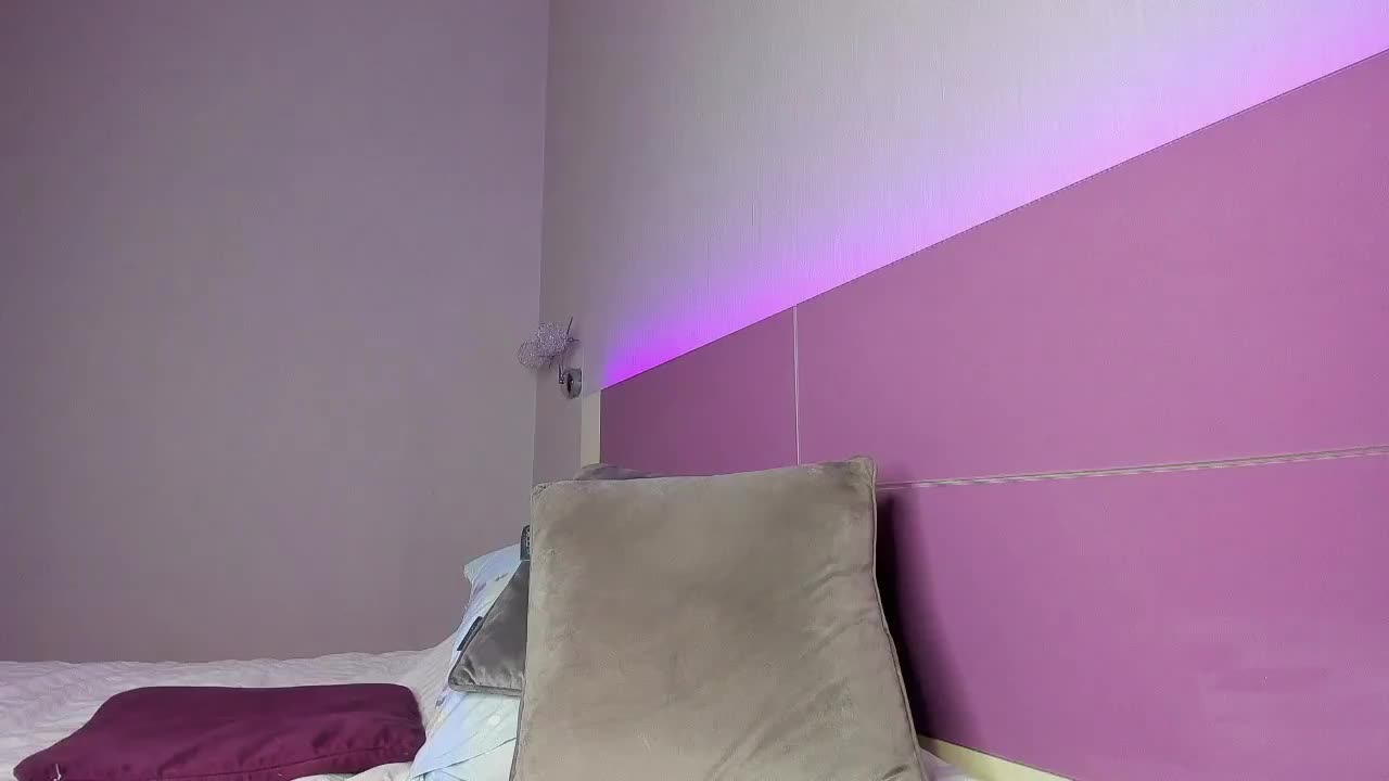 NaughtyBlond4 Live Sex January 18, 2026