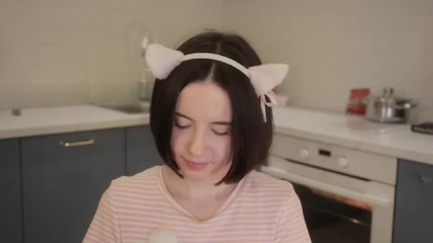 MissEssie Live Sex January 18, 2026