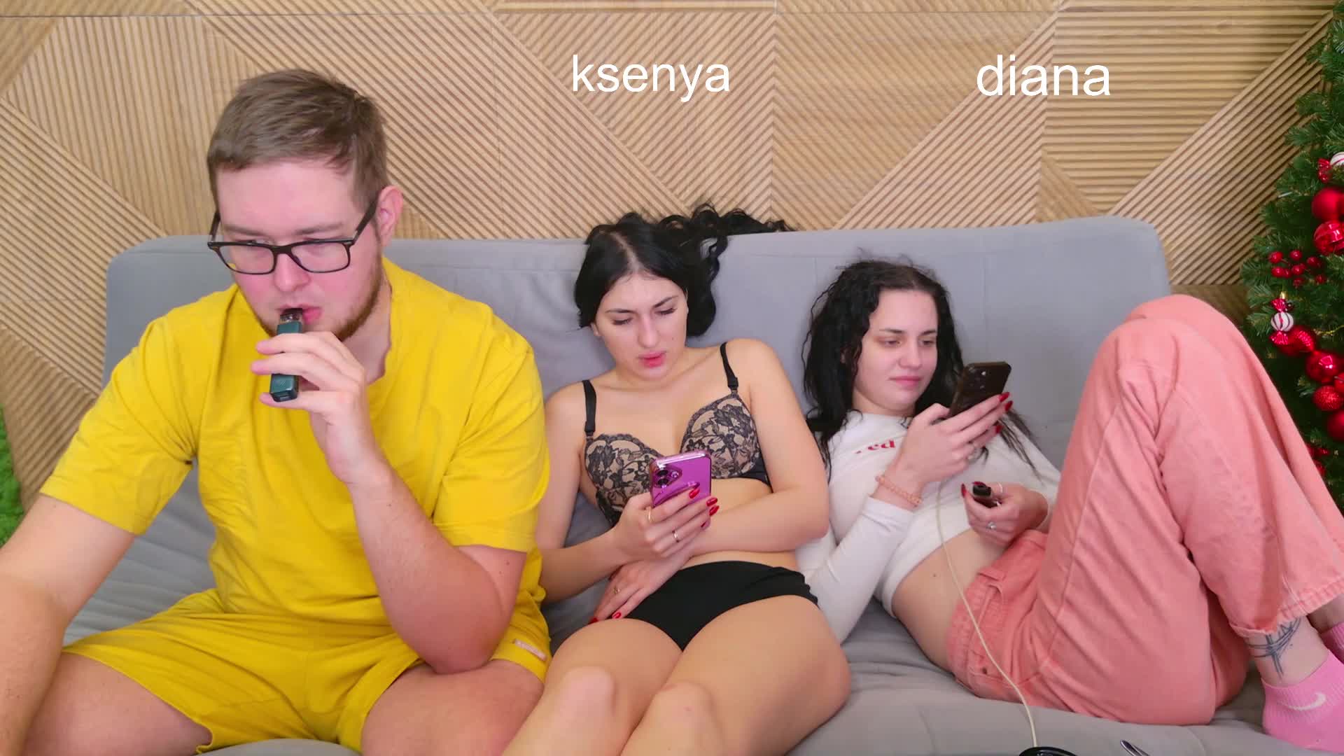 WebcamSlut Live Sex January 18, 2026