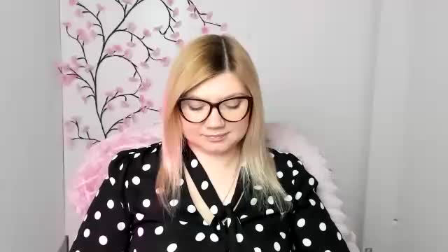 molly_moree Live Sex January 19, 2026