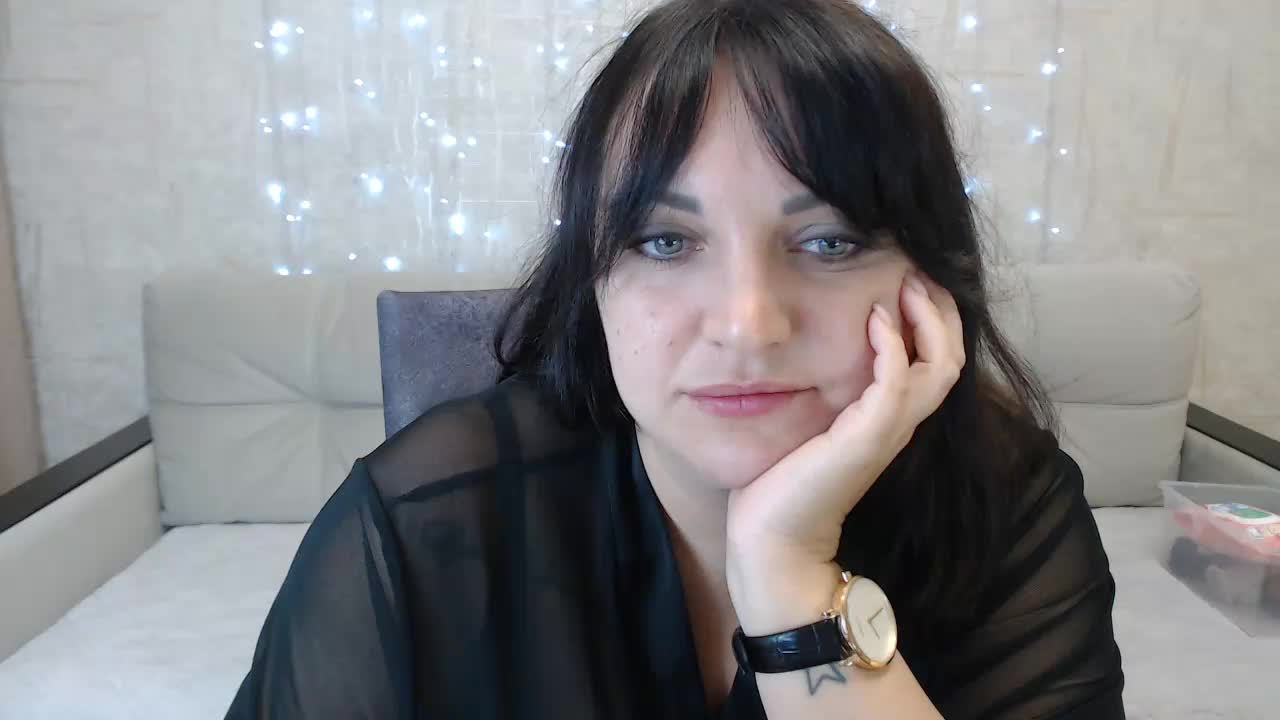 JenniferTheChic Live Sex January 19, 2026