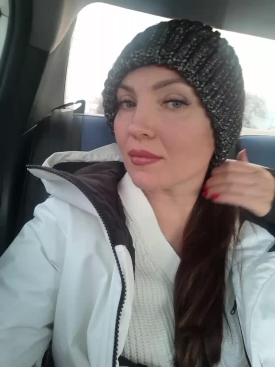 DIVORA Live Sex January 19, 2026