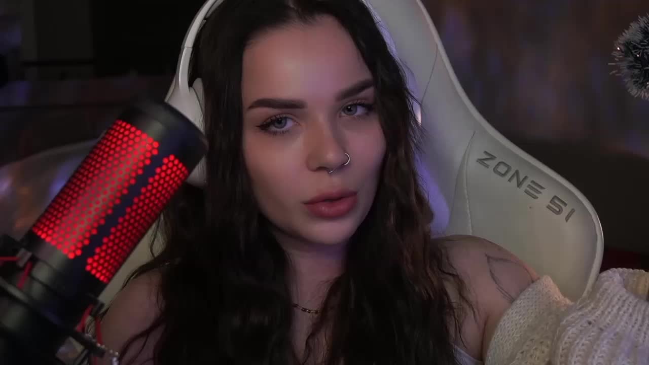 MiniNika Live Sex January 19, 2026