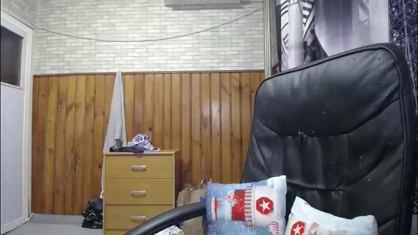 xxxnewlywedsxxx Live Sex January 19, 2026