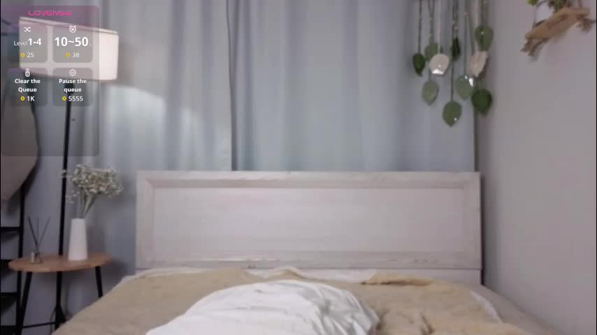 ellie_hollow Live Sex January 19, 2026