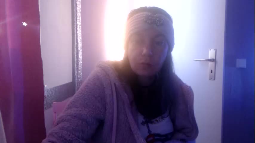 melli23 Live Sex January 19, 2026