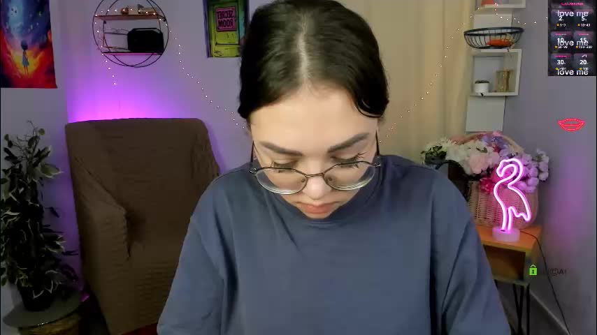 kiki_swan Live Sex January 19, 2026