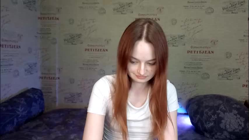 emi_less Live Sex January 20, 2026