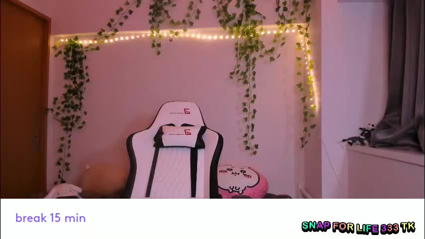 vivian_qwerty Live Sex January 20, 2026