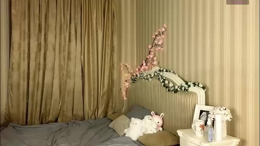 foxxx_tail Live Sex January 21, 2026