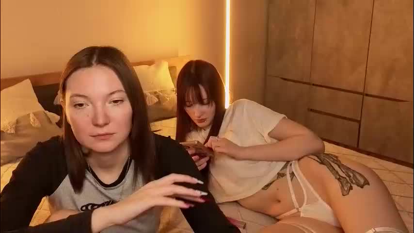 _reverse_gang_ Live Sex January 21, 2026