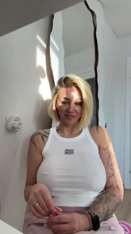 -AmazingBlonde- Live Sex January 21, 2026