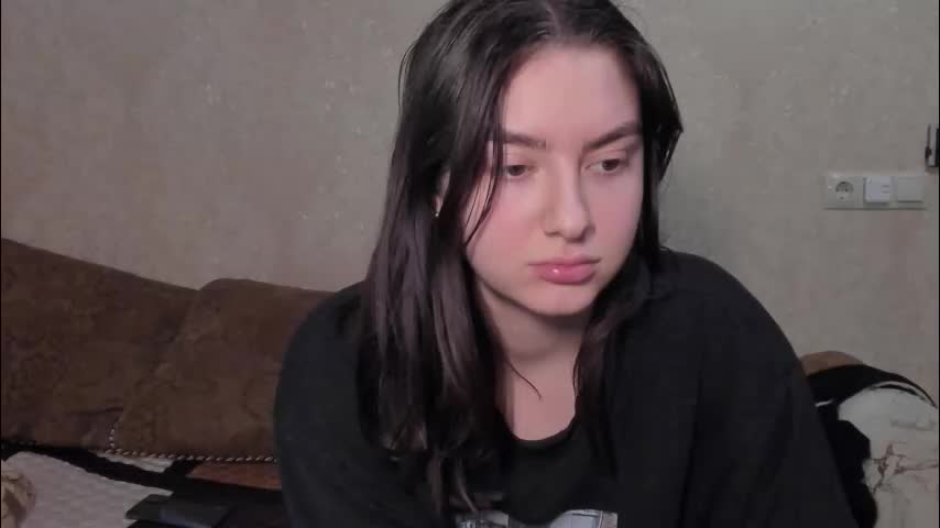 lizzi_muur Live Sex January 22, 2026