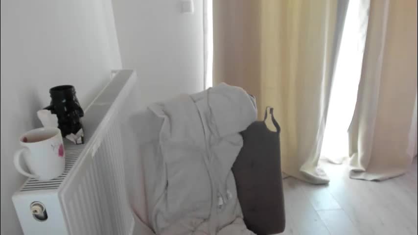 ellyslimdoll Live Sex January 22, 2026