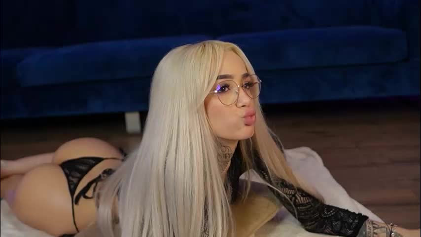 blondie_muller Live Sex January 22, 2026