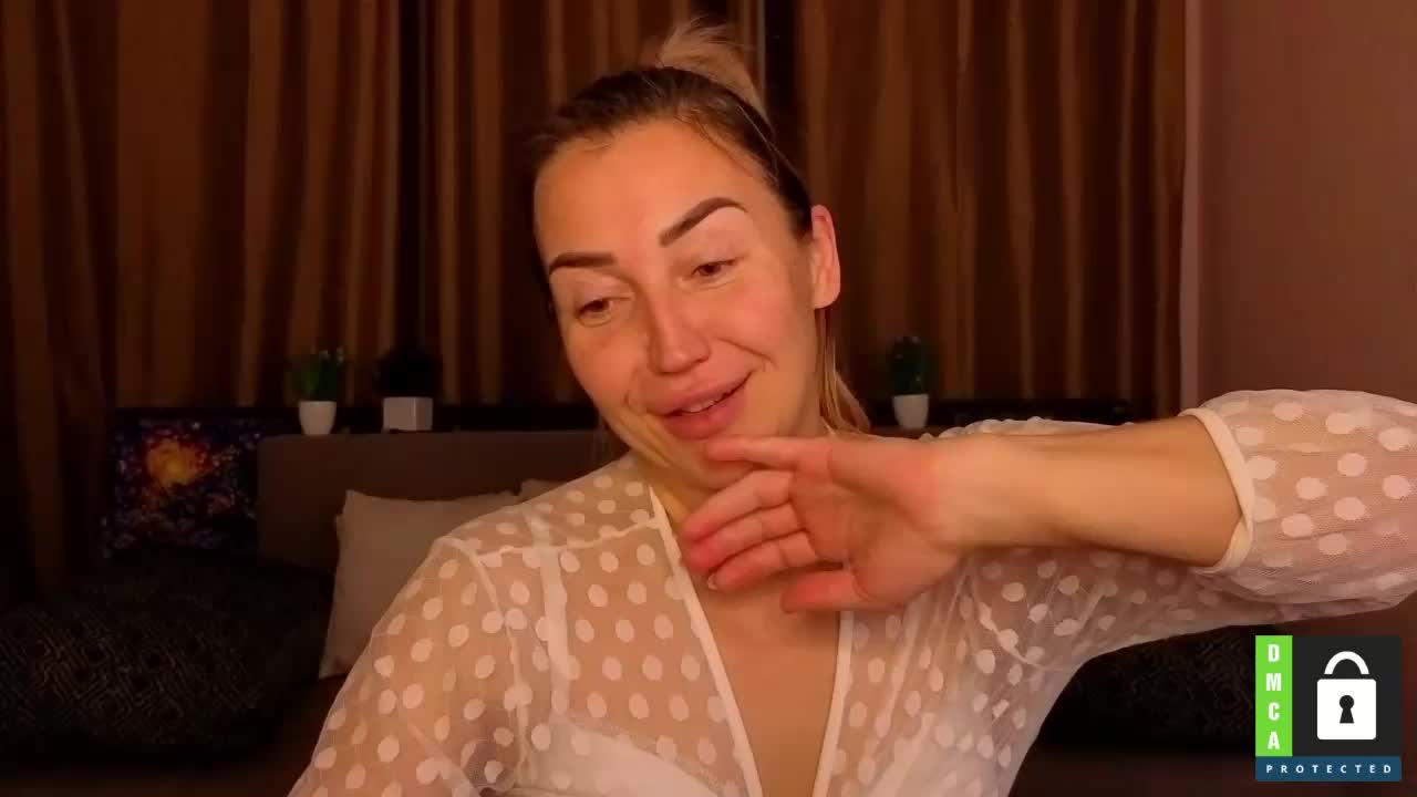 Jullyblondkiss Live Sex January 22, 2026