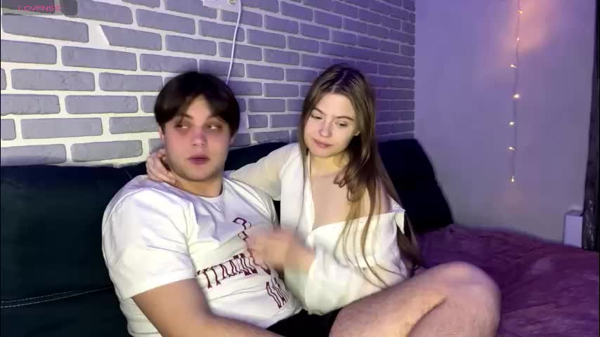 fetchingcouplee Live Sex January 22, 2026