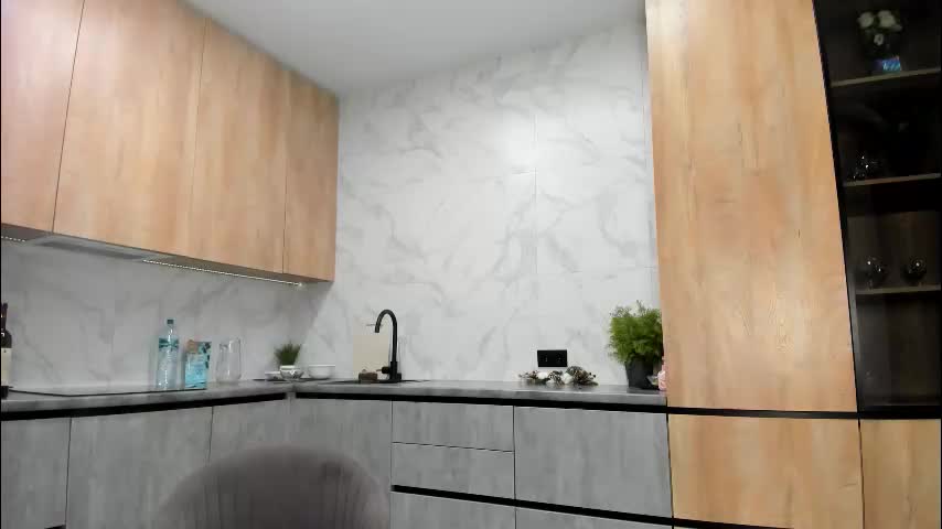 ar_ya18 Live Sex January 22, 2026