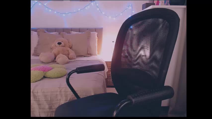 julialiones Live Sex January 22, 2026