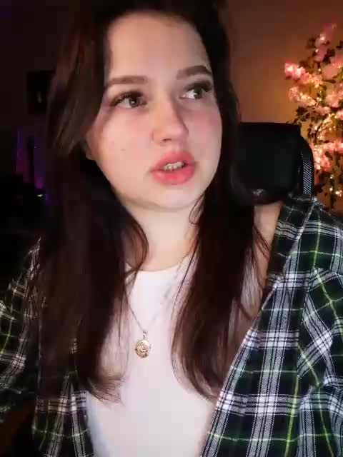JuliaHesperaks Live Sex January 22, 2026