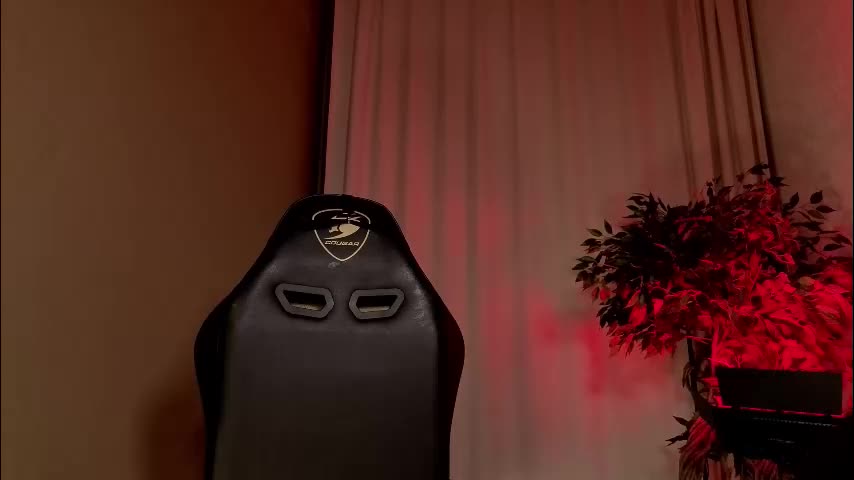 elliephant_ Live Sex January 22, 2026