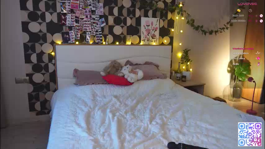 charming_daisy Live Sex January 22, 2026