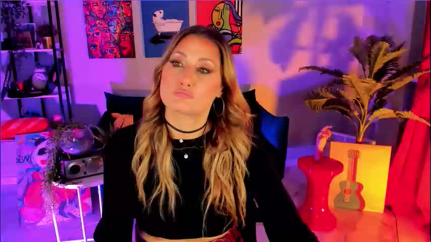 sarahholly Live Sex January 22, 2026