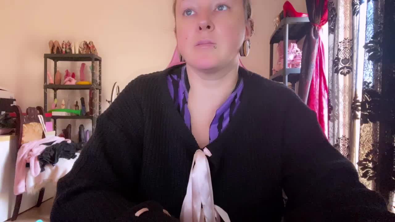 NylonQueen Live Sex January 23, 2026