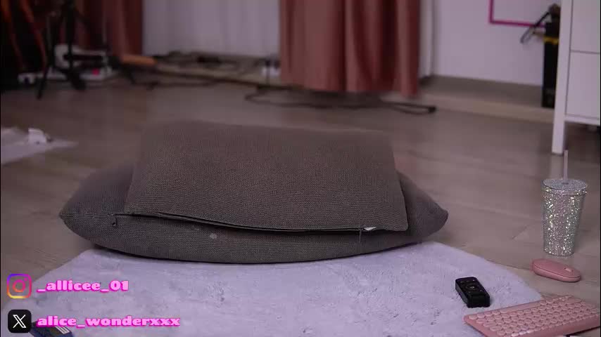 vanessasimon Live Sex January 23, 2026