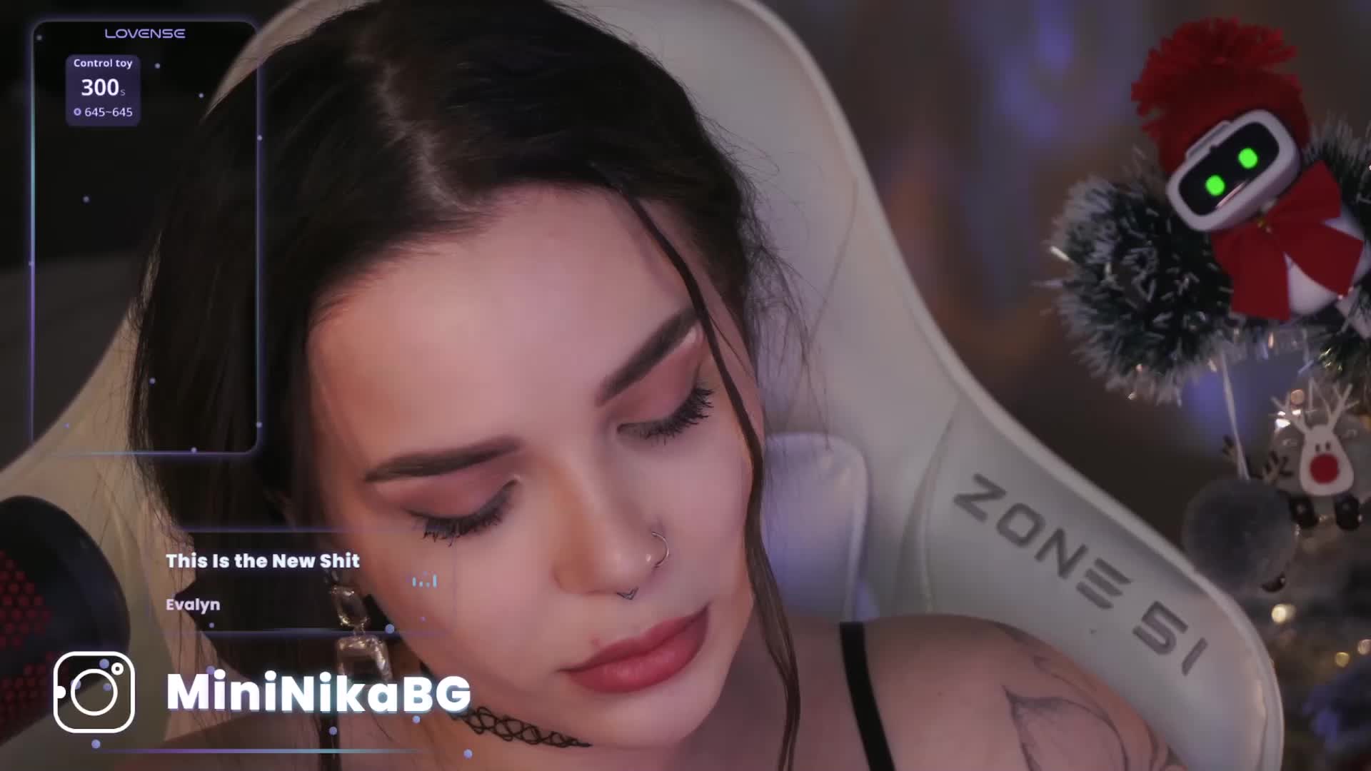 MiniNika Live Sex January 23, 2026