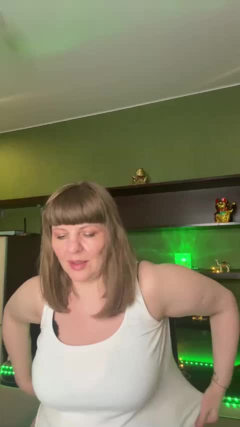 Veronika_Gold Live Sex January 23, 2026