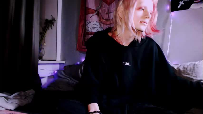 alien_bella Live Sex January 24, 2026