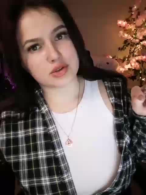 JuliaHesperaks Live Sex January 24, 2026