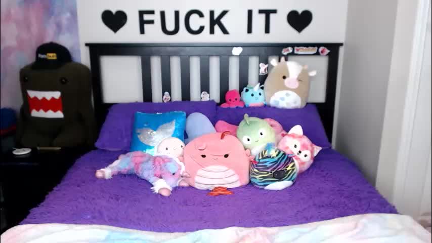 mackenziewolfe Live Sex January 24, 2026