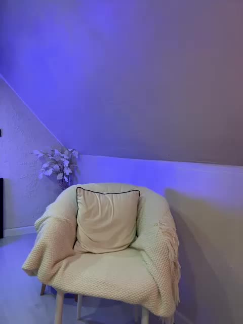 PauLiiine Live Sex January 24, 2026