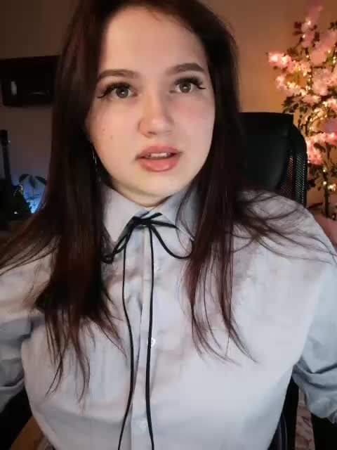 JuliaHesperaks Live Sex January 24, 2026