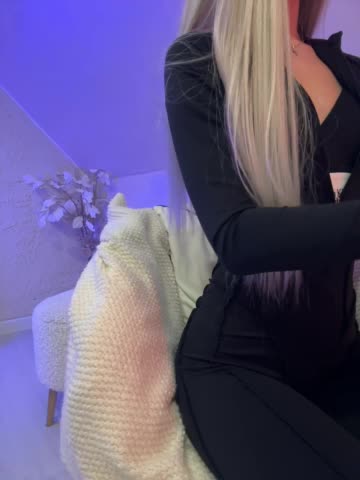 PauLiiine Live Sex January 24, 2026