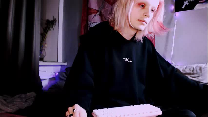 alien_bella Live Sex January 25, 2026