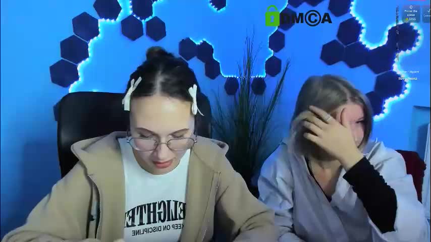 mona_cloud Live Sex January 25, 2026