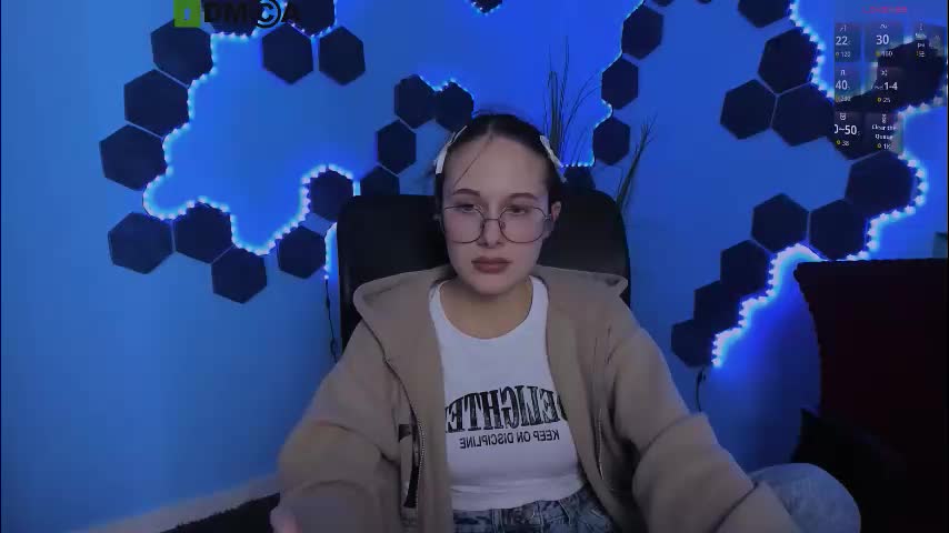 mona_cloud Live Sex January 25, 2026