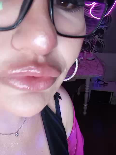 Brunetochkaaa Live Sex January 25, 2026