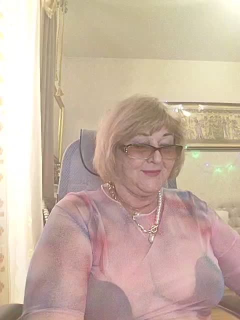KarinkaSweet Live Sex January 25, 2026