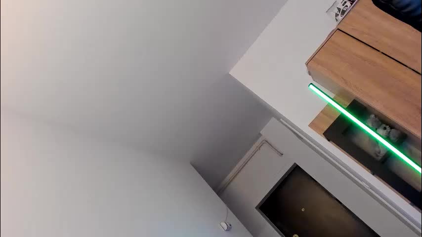 nicole___19 Live Sex January 26, 2026