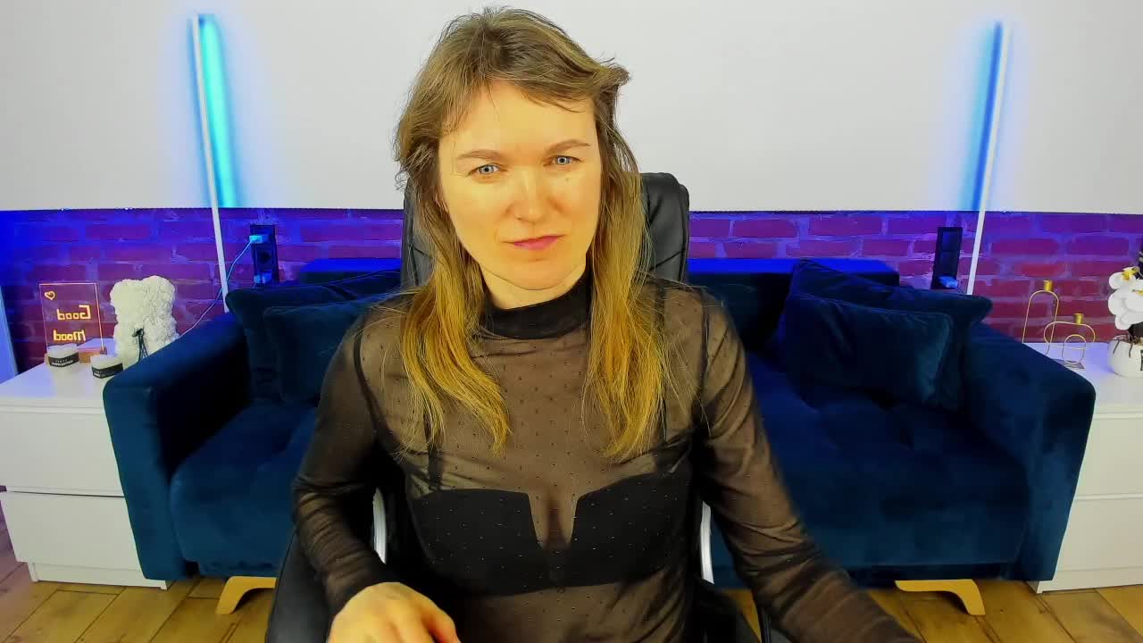 Annabel-xxx Live Sex January 26, 2026