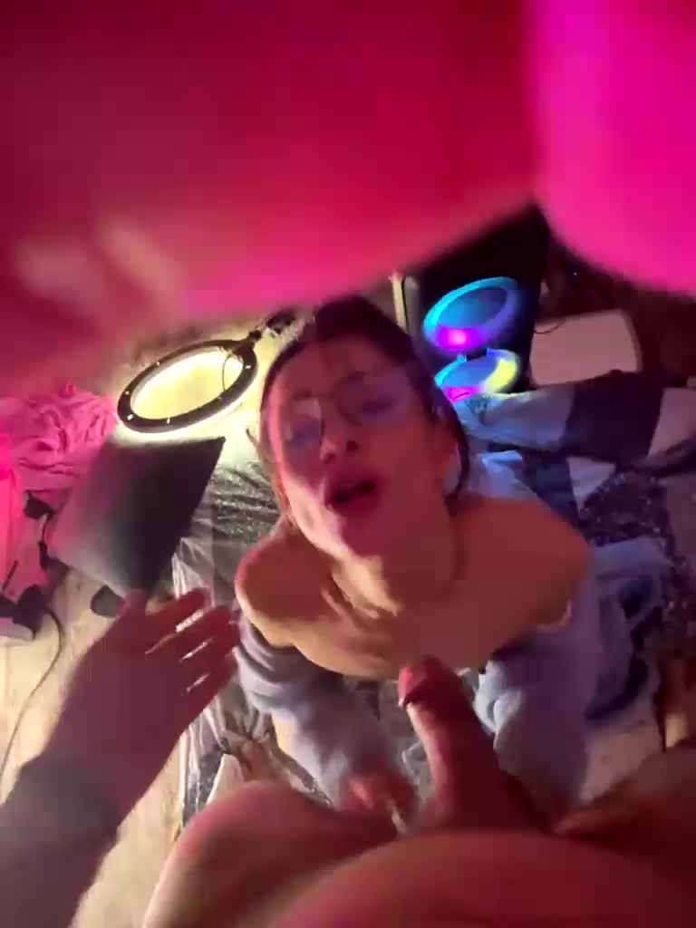 VIP17CoupleDream Live Sex January 26, 2026