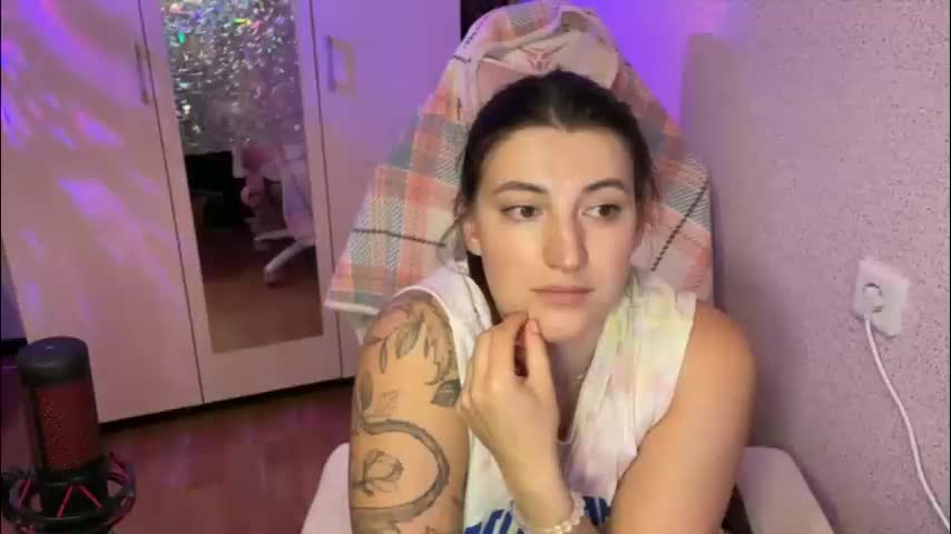 katrin_kristal Live Sex January 26, 2026