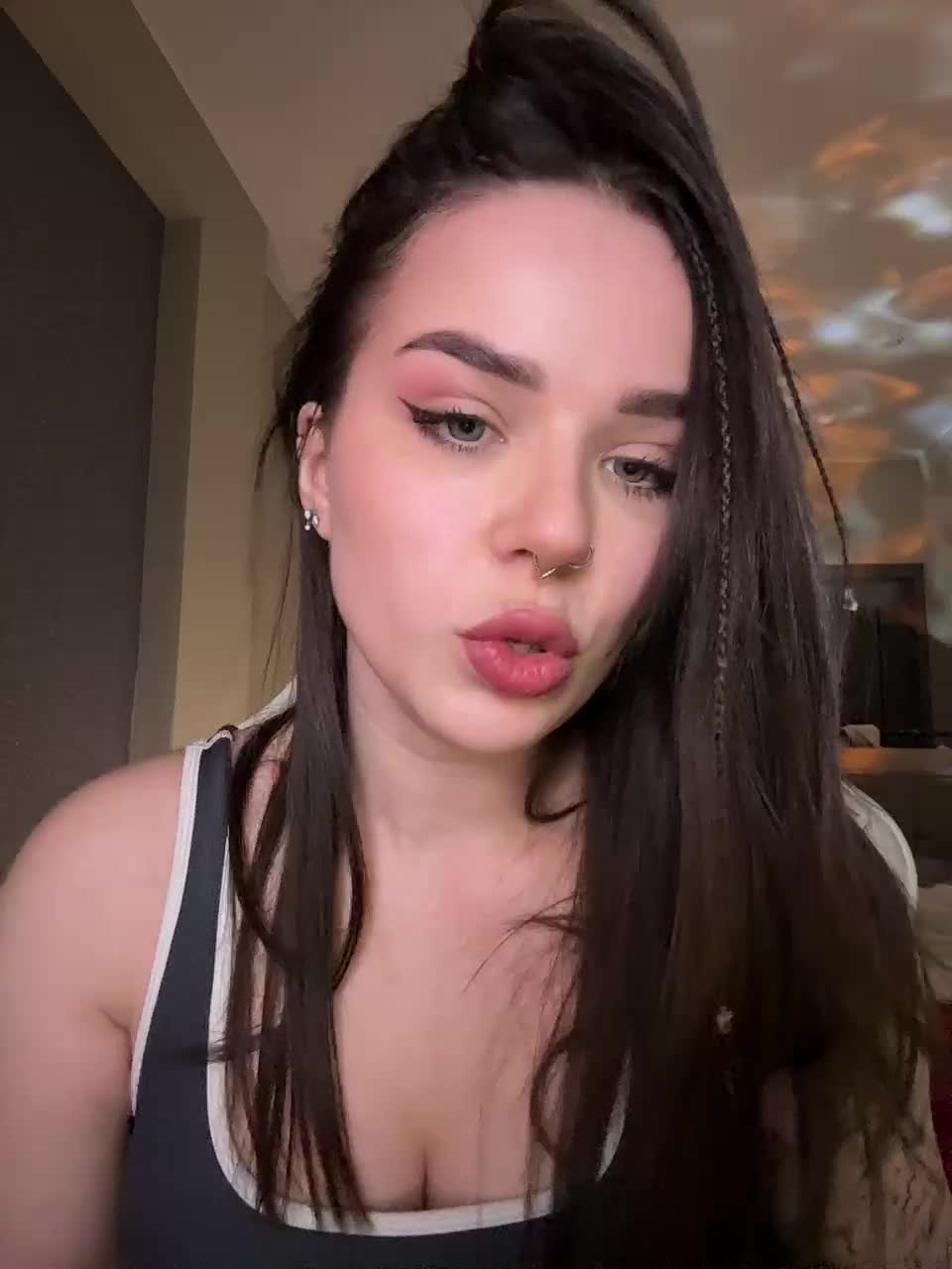 MiniNika Live Sex January 26, 2026