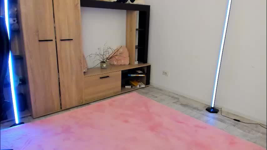 nicole___19 Live Sex January 26, 2026