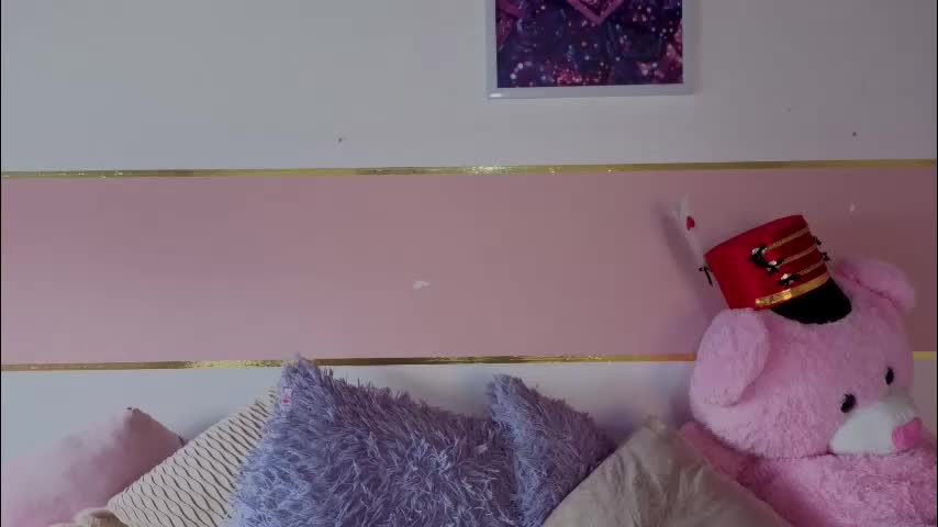 charlote__miller Live Sex January 27, 2026