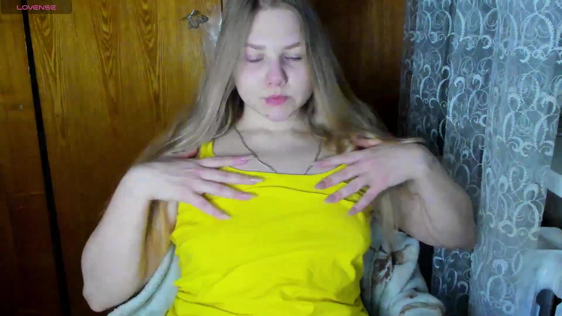 Emma-Frizea Live Sex January 27, 2026